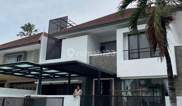 Dijual Rumah Graha Family Furnished Pool Tropical Modern 2726  1