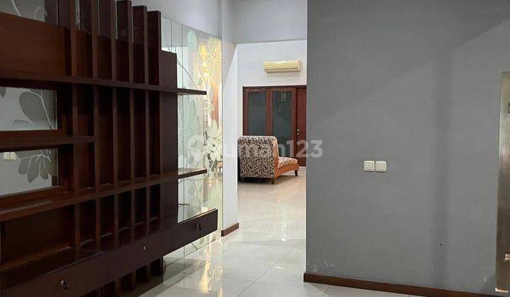 Dijual Rumah Graha Family Surabaya Barat Full Furnished 2814  2