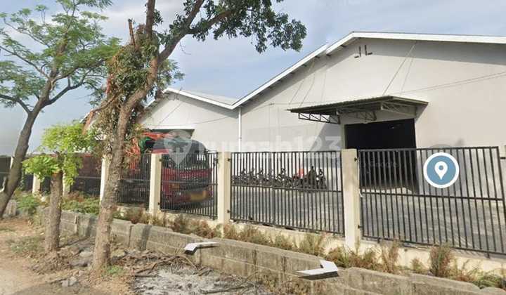 For Sale: 4 Side-by-Side Warehouses in Sukomoro Nganjuk, Container Accessible, Suitable for Industry. For Sale: 4 Side-by-Side Warehouses in Sukomoro Nganjuk, Container Accessible, Suitable for Industry.