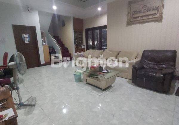 Jual Rumah Darmo Indah Timur Luas Besar 2 Lantai Bagus Siap Huni 2