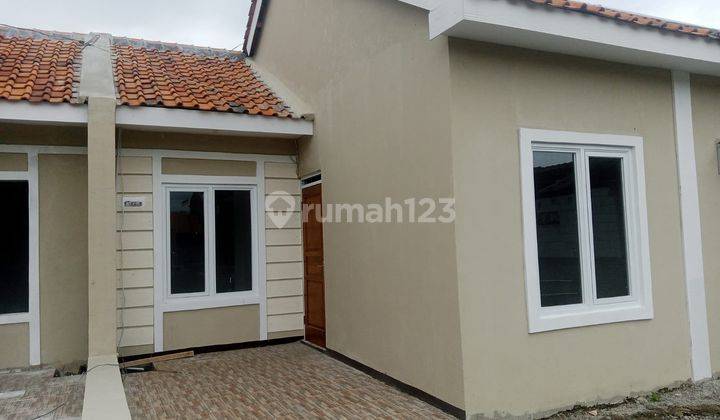 Dekat Tol Kopo, Rumah Elite Minimalis Siap Huni Strategis 2