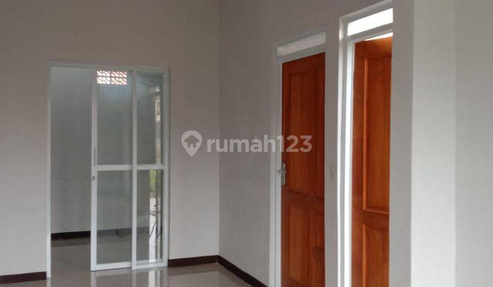 Rumah Strategis Elite Full Spek Nyaman Bebas Banjir Siap Huni 4