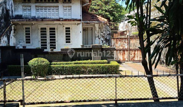 Sewa Rumah Dimensi 11 x 37 di Raya Diponegoro 1