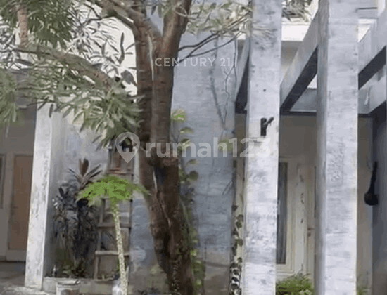 For Rent Per Year Ready-to-Live House In Bintaro Sector 6 2