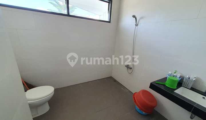 Rumah 2 Kamar Tidur di Naraya Residence, Bsb, Semarang 2