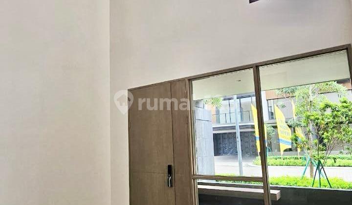 Luxury House Nava Park BSD City, Tangerang 2