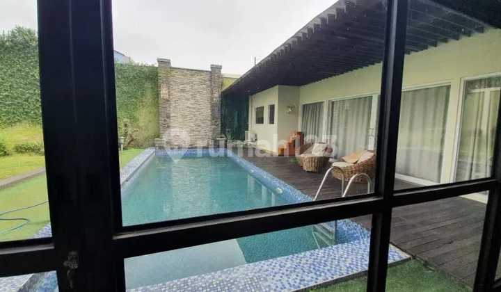 House in Beryl Summarecon Serpong, 2 Floors with Private Pool