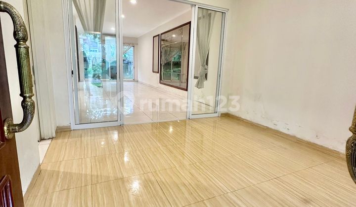 Rumah di Cajuputi De Park BSDCITY 2 Lantai SHM Sudah Renovasi