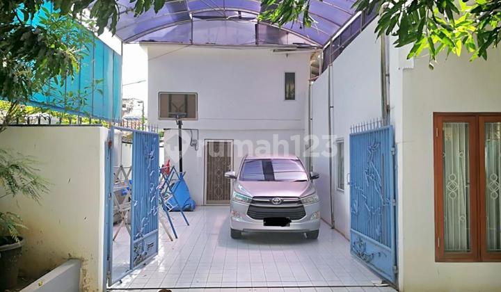Exclusis Rumah Favorit Tanjung Duren Barat 2