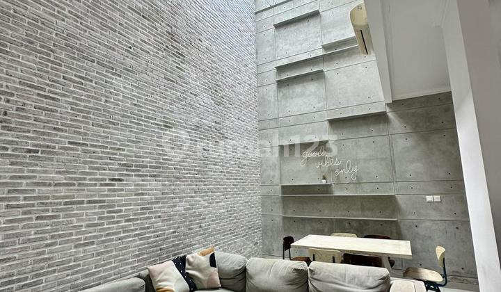 Rumah Bagus Semi Furnished Menaggio Gading Serpong, Tangerang 1