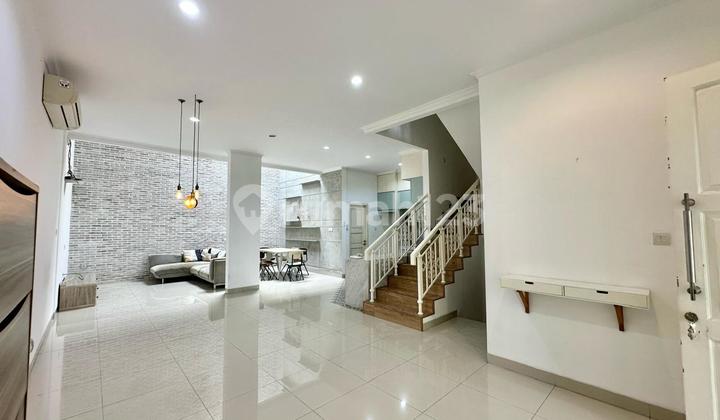 Rumah Bagus Semi Furnished Menaggio Gading Serpong, Tangerang 2