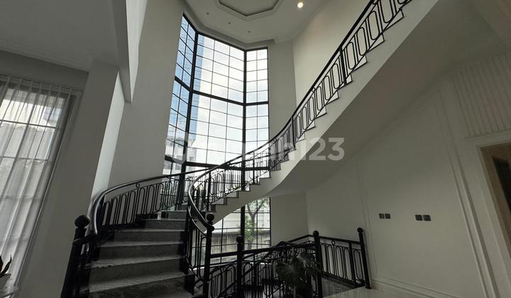 Luxury House Standalone Building Alam Sutera 3 Floors + Rooftop 2