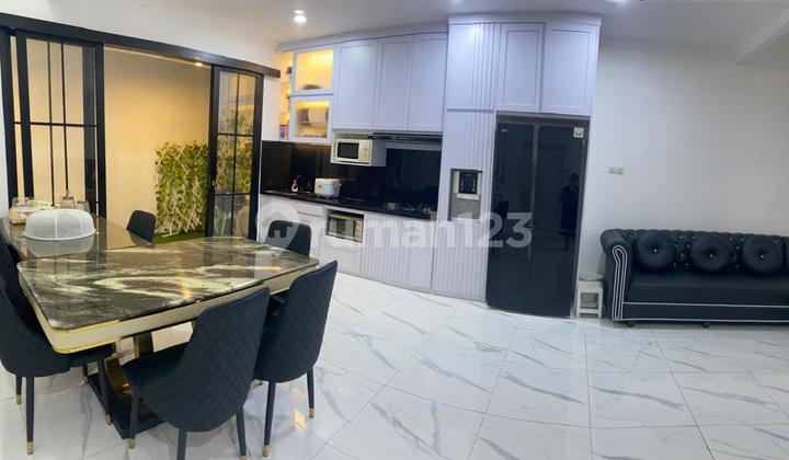 Beautiful New House Ready to Move In Semi Furnished Delatinos Bsd City 2