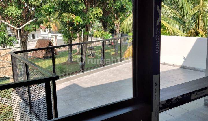 di jual rumah siap huni nyaman asri diVilla Melati Mas serpong utara.
 2