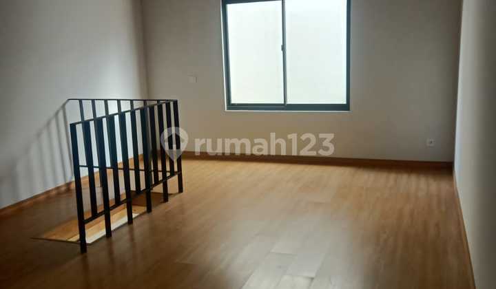 JARANG ADA RUMAH BAGUS MEWAH LEBAR 10 @ Greenwich Park Cluster CAELUS BSD City 2