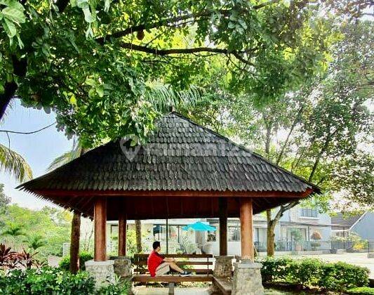 Dijual rumah cantik cluster rapi Full furnished 
BSD Foresta  2