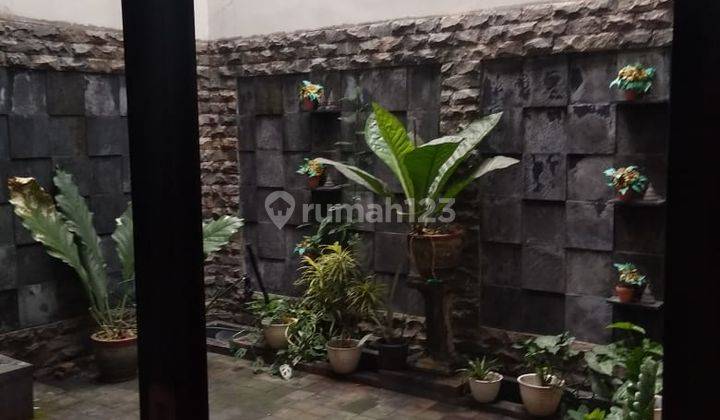 Dijual Rumah rapih terawat siap huni
Jl.Sulawesi Nusa Loka BSD 2