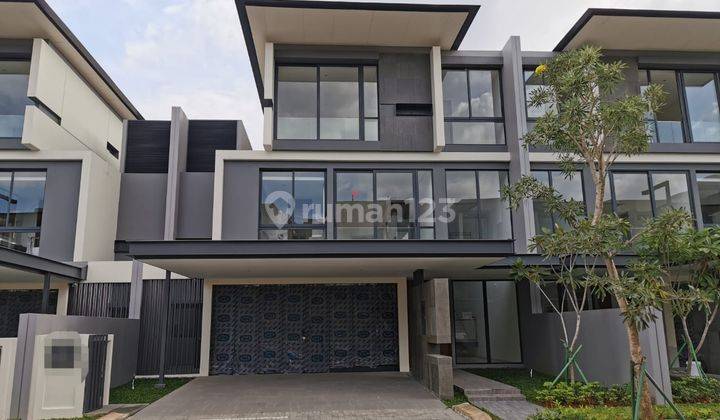 Dijual rumah mewah sultan kawasan elit Lyndon Type 12 Navapark BSD City 1