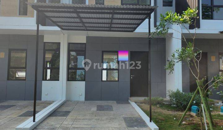 Dijual rumah baru bagus siap huni Lokasi Castilla BSD City 1