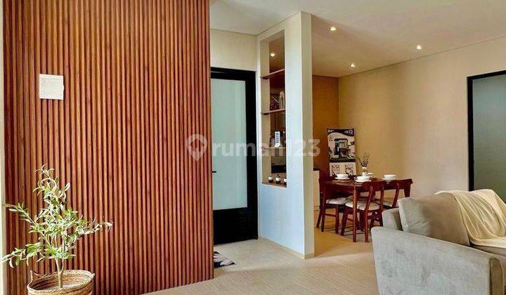 Dijual rumah Model Fasad Modern Minimalis
Rumah Neo Catalonia - BSD 2