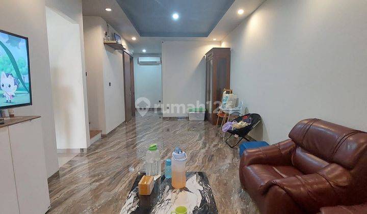 Dijual rumah cantik nyaman lokasi strategis sekitaran The Icon Cosmo BSD
 2