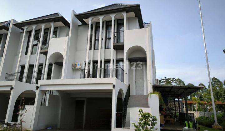 Dijual Sangat Cepat  siap huni Rumah Aether Hoek Greenwich BSD 1