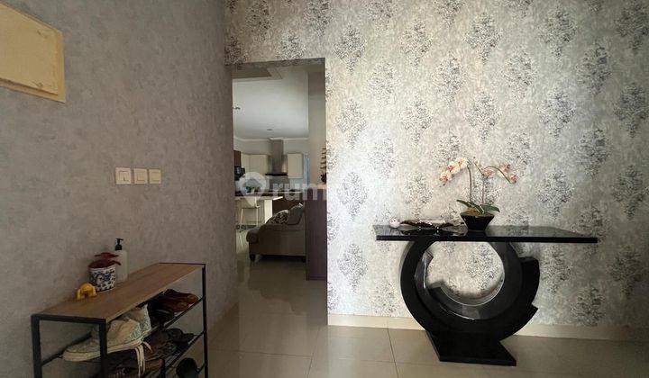 ijual Rumah nyaman terawat siap huni Alicante Paramount Gading Serpong 2