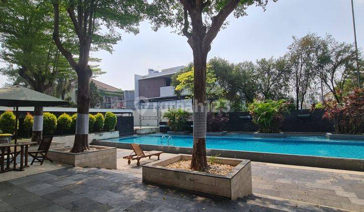 Rumah mewah rapih nyaman lokasi strategis kawasan elit Provence Park Land BSD
 1