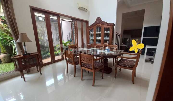 Rumah Terawat Luas Semi Furnish The Green Blossom Ville Bsd City Rumah Terawat Luas Semi Furnish The Green Blossom Ville Bsd City