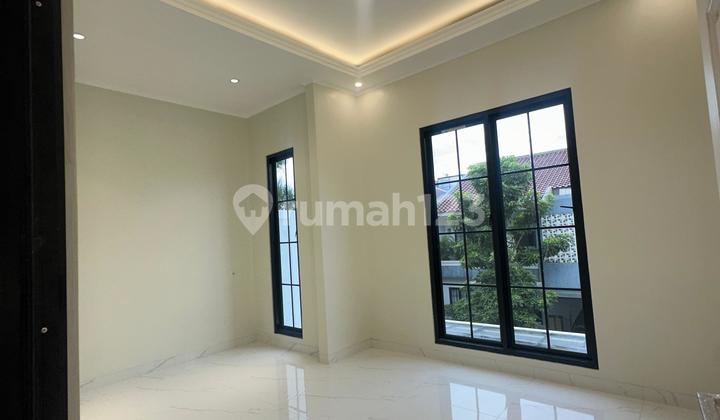 Rumah Nyaman Bagus Strategis Dekat Stasiun Pasmod dan Jln Tol Kencana Loka Jl Kereta Kencana Sektor 12.1 BSD 2