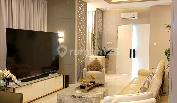 Hook House L12 Fully Furnished in the Pasadena Area, Gading Serpong 2