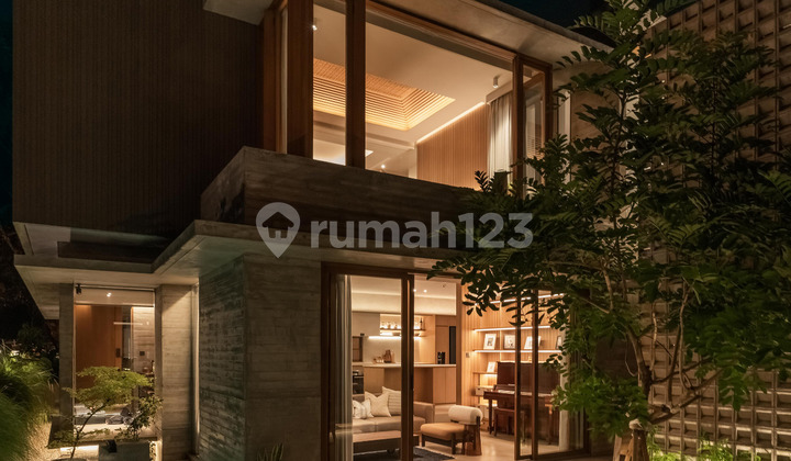 Rumah Mewah Modern Siap Huni Tropis Ada Pool Alam Sutera 2