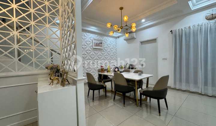 Beautiful Luxury House Fully Furnished Very Nice Vivaldi Symphonia Gading Serpong
