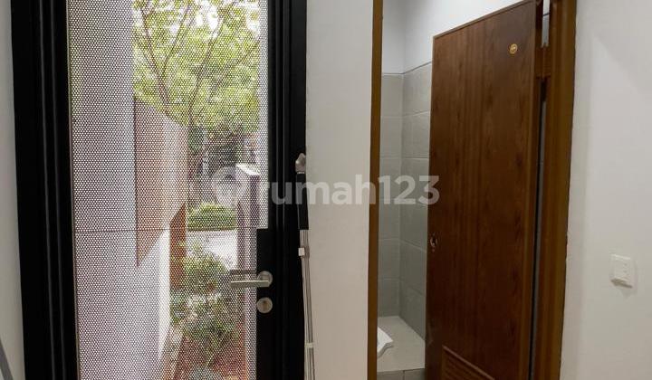 Rumah Keren Nyaman Asri Lingkungan Caelus Greenwich Bsd City 2