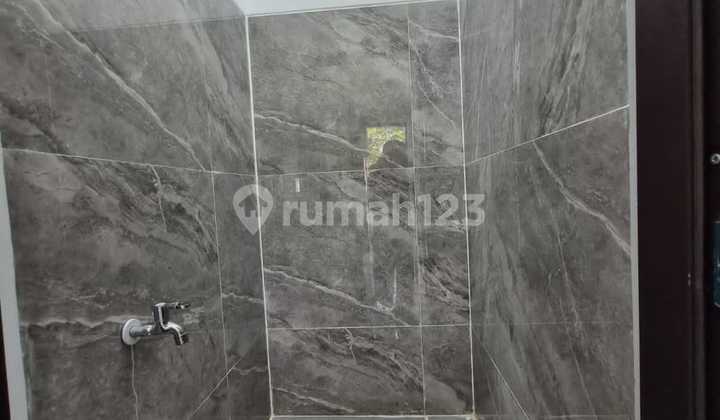 Rumah Hoek Bagus Cantik Baru Graha Bintaro Kiwi Residence Tangerang Selatan 2