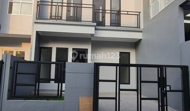 Rumah Minimalis Baru Di Kencana Loka Bsd City, Bsd Kencana Loka 1