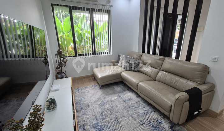 Rumah Baru Renov Super Cantik Semifurnis Siap Huni di Delatinos Bsd City 2