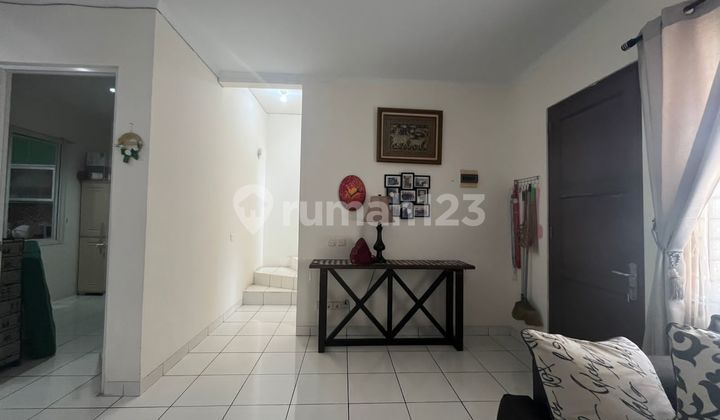 Ready-to-Occupy House Fully Furnished at Cosmo Icon, Boulevard Position, BSD City. 2