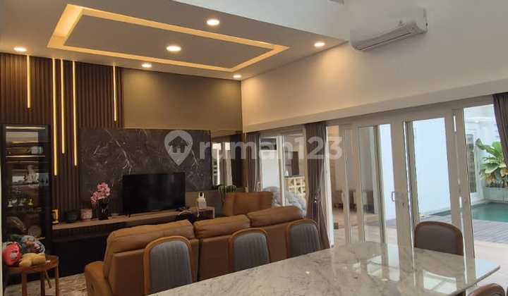 Rumah Rapih Siap Huni Mewah Sudah Ada Pool Adem Dan Sejuk Pool Dikawasan Taman Giriloka Bsd City