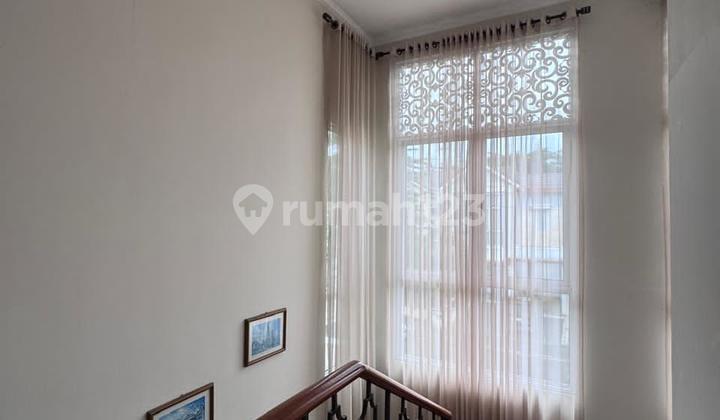 Dijual Rumah Rapih Bersih 2Lantai Siap Huni Cluster Whitsand Greenwich BSD 2