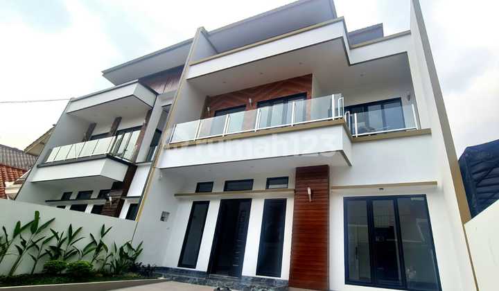 Rumah Cantik Rapih Brand New Modern Minimalis Nusa Loka Jl Sulawesi Bsd City