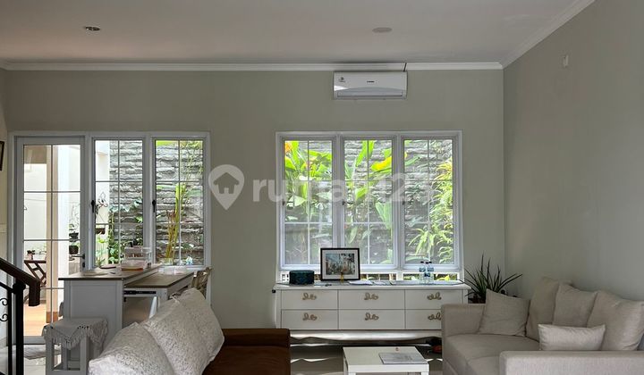 Beautiful Ready-to-Live House in Menaggio Village Cluster, Gading Serpong 2