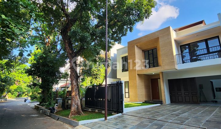 Rumah Mewah Elit Sangat Rapih Dan Nyaman Di Pondok Indah Jakarta Selatan.