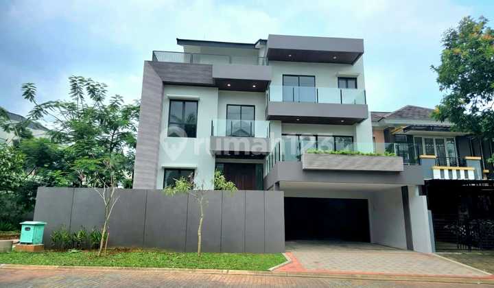 Ruman Mewah Rapih Strategis Dekat Stasiun dan Pasar Modern Bahamas Latinos BSD City