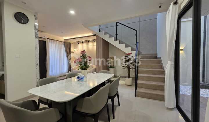 Rumah Brand New Full Furnished Cluster Carson Summarecon Serpong