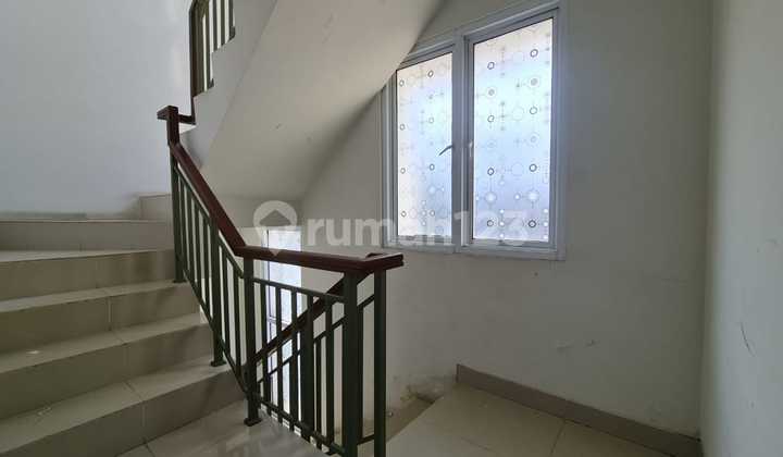 Super Cheap House Ready to Live in Disamara Village Gading Serpong