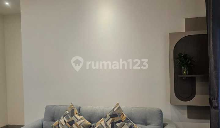 New Luxurious Beautiful American Classic House in Cluster Harmoni Alam Sutra 2