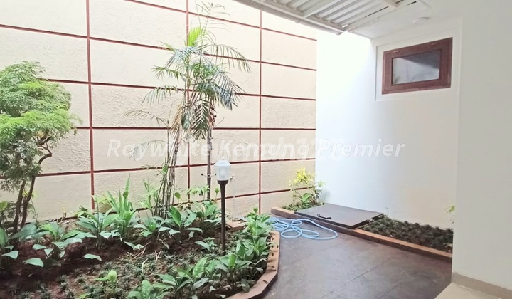 Town House Neighborhood, 24-Hour Security, Move-In Ready, Easy Access in North Cipete Area 2