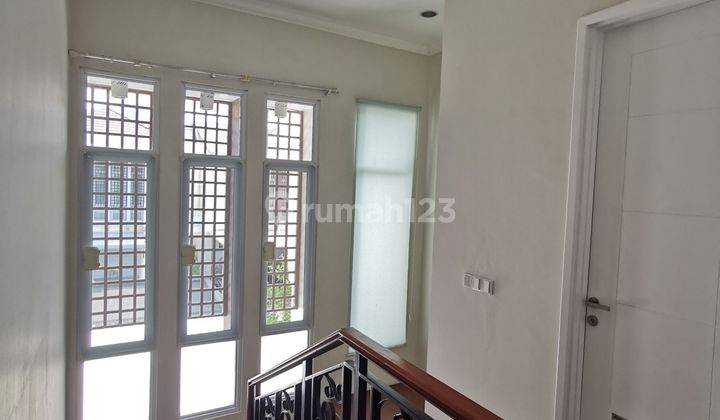 Rumah Green Wich Cluster Sheffield Full Furnished, Siap Huni 2