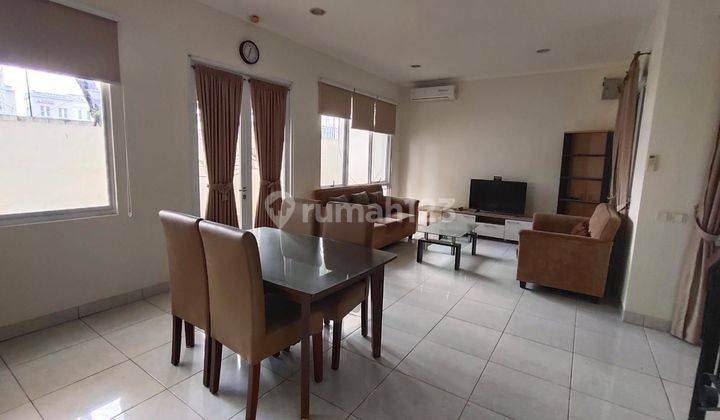 Rumah De Park Frangipani,  Barang Langka, Lokasi Mewah Dan Strategis 2